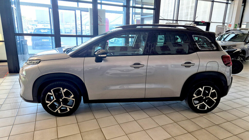 CITROEN C3 AIRCROSS BLUE HDI 110 SHINE PACK